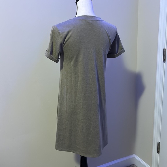 Forever 21 grey tshirt dress - Picture 4 of 4